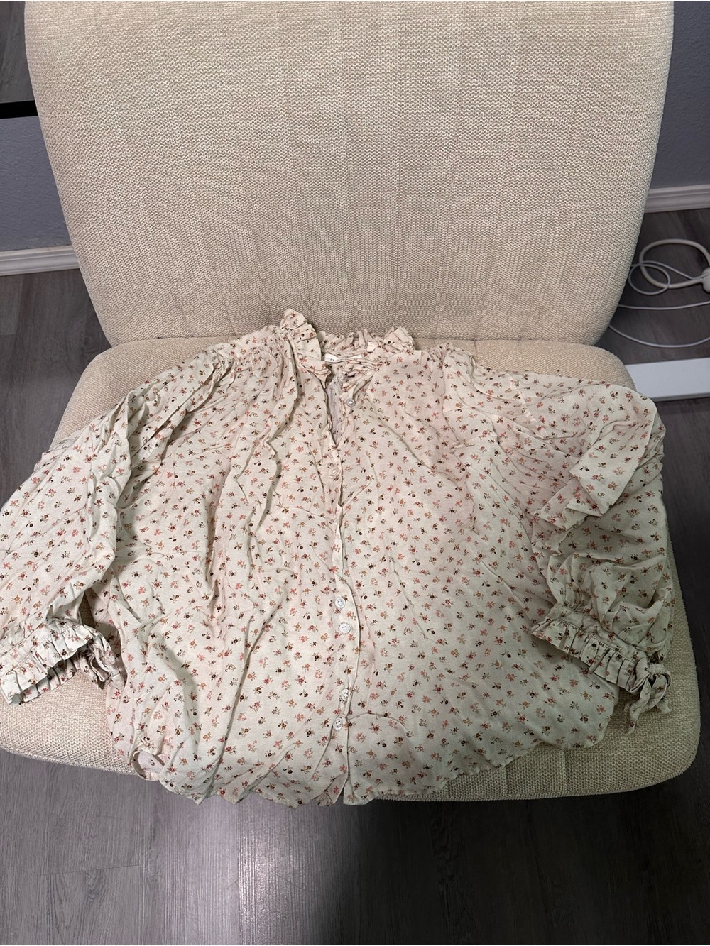 Doen Cream Floral Blouse